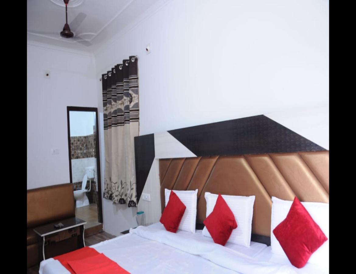 Hotel Lords Paradise Katra  Extérieur photo