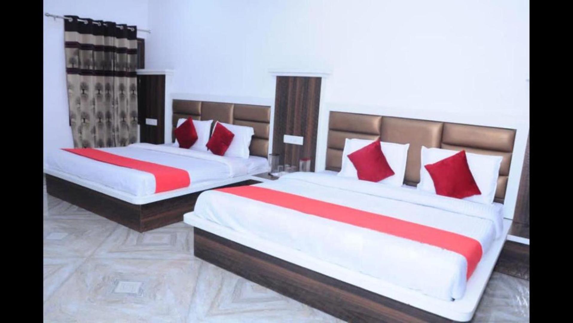 Hotel Lords Paradise Katra  Extérieur photo